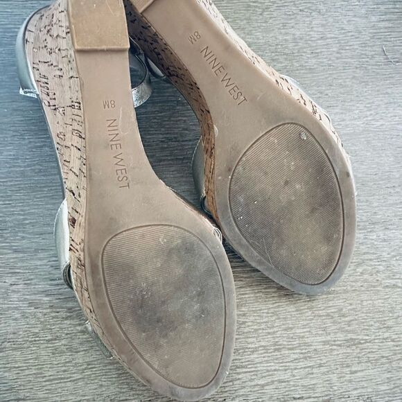 Nine West Gold Metallic Leather Wedge Cork Heel Sandals 8 - Picture 8 of 8